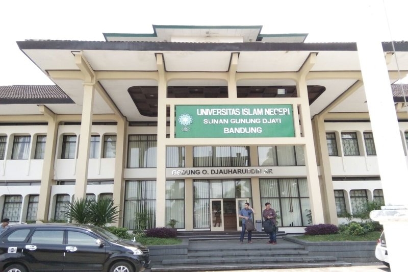 Scimago Peringkatkan UIN Bandung Universitas Teratas Dalam Kinerja Riset di Indonesia